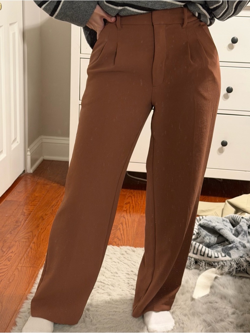 Aritzia The Effortless Pant Crepette Mocha Sorbet